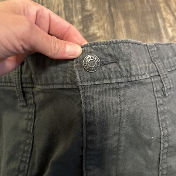 Men’s Levi’s Black Jeans Pants, Toggle Ankle Gold Signature 36 Chinos Straight - Picture 2 of 9